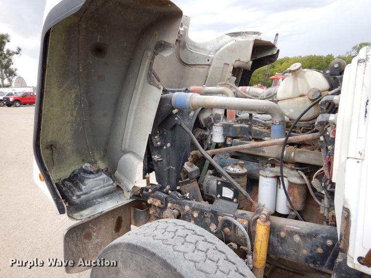 image for item KA9391 2000 Mack RD690S  dump truck