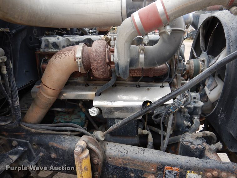 image for item KA9391 2000 Mack RD690S  dump truck