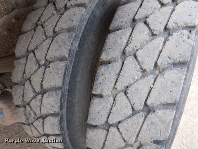 image for item KA9391 2000 Mack RD690S  dump truck