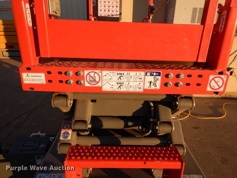 image for item KH9045 2021 Skyjack SJ3219  scissor lift