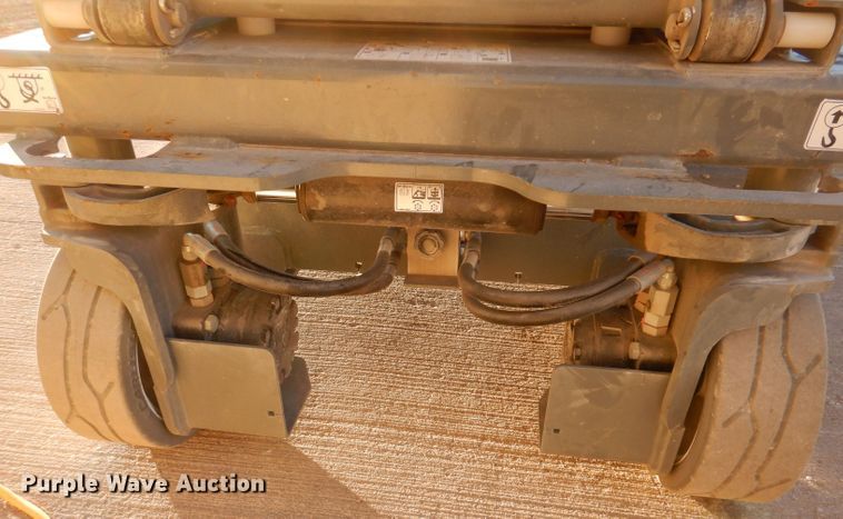 image for item KH9045 2021 Skyjack SJ3219  scissor lift