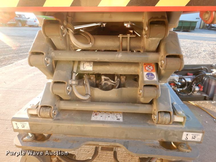 image for item KH9045 2021 Skyjack SJ3219  scissor lift