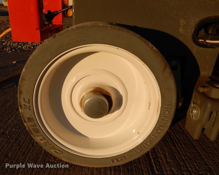 image for item KH9045 2021 Skyjack SJ3219  scissor lift