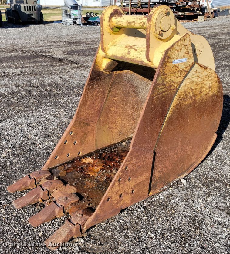 image for item KH9922 Central Fabricators Inc. AT163628  30"W excavator bucket