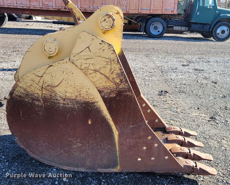 image for item KH9922 Central Fabricators Inc. AT163628  30"W excavator bucket