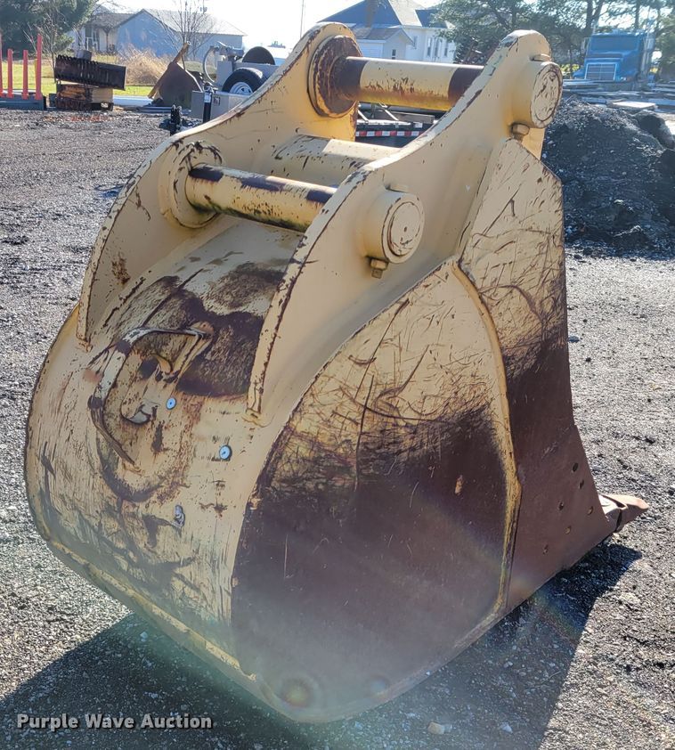 image for item KH9922 Central Fabricators Inc. AT163628  30"W excavator bucket