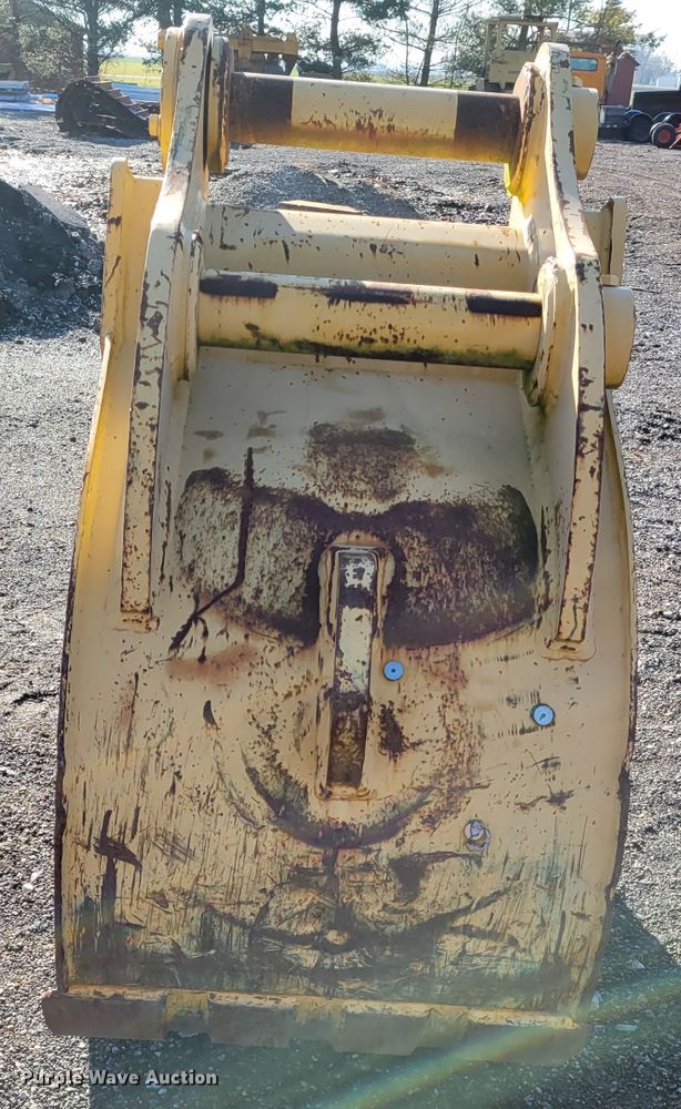 image for item KH9922 Central Fabricators Inc. AT163628  30"W excavator bucket