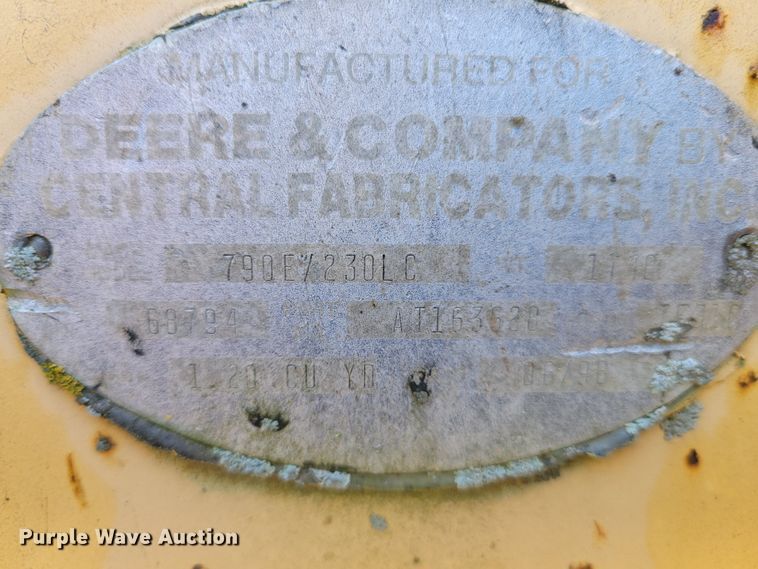 image for item KH9922 Central Fabricators Inc. AT163628  30"W excavator bucket