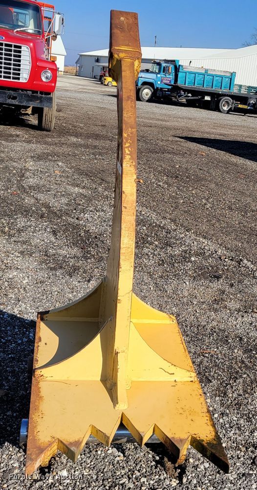 image for item KH9923 Rockland EER 790E  excavator ripper tooth