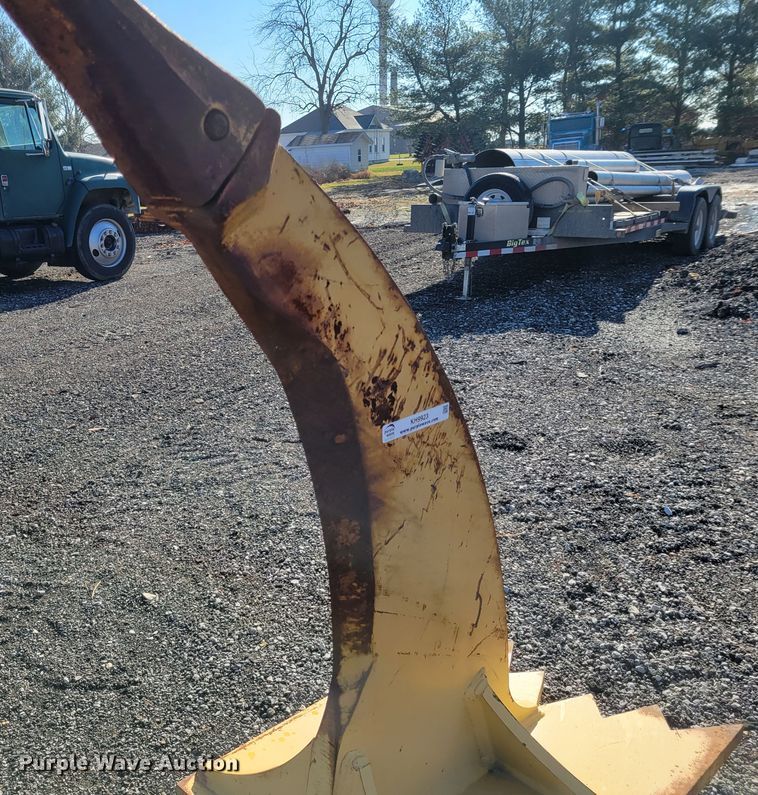 image for item KH9923 Rockland EER 790E  excavator ripper tooth