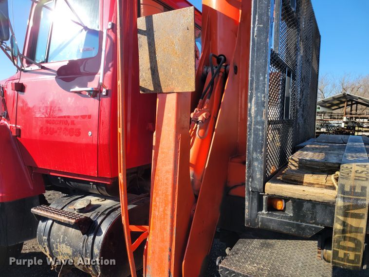 image for item KH9924 1985 Ford 9000  crane truck