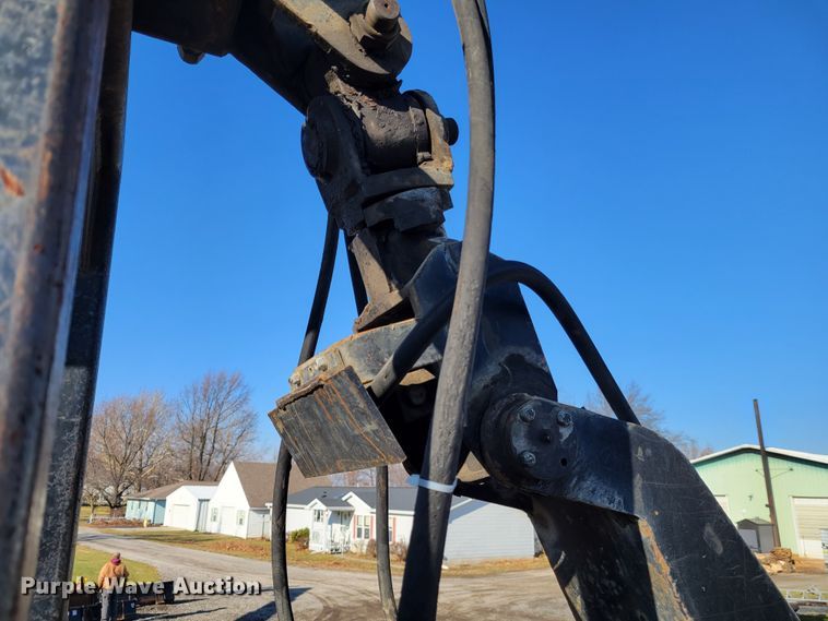 image for item KH9924 1985 Ford 9000  crane truck