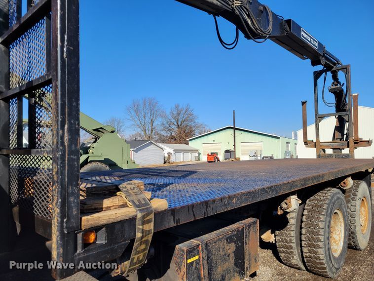 image for item KH9924 1985 Ford 9000  crane truck