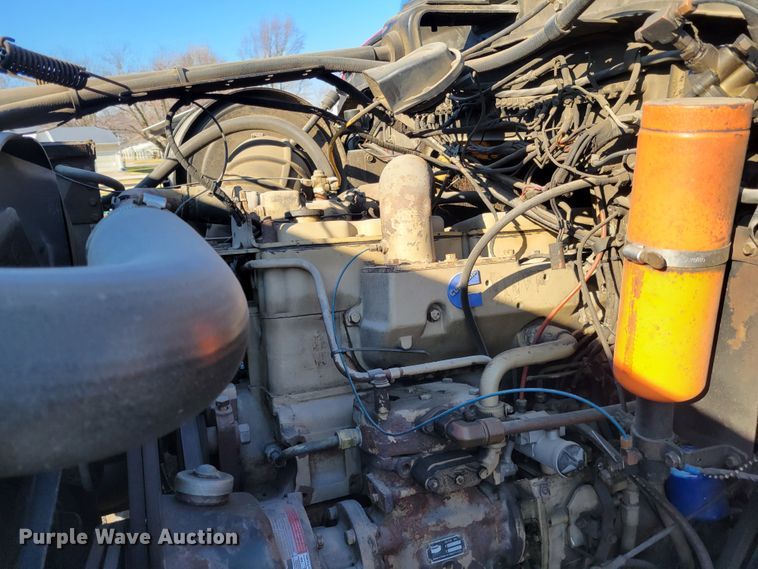 image for item KH9924 1985 Ford 9000  crane truck