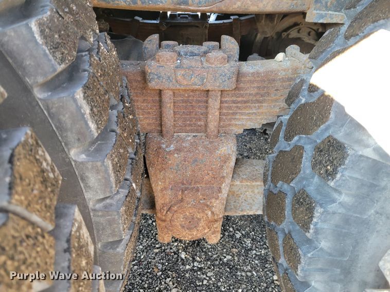 image for item KH9924 1985 Ford 9000  crane truck