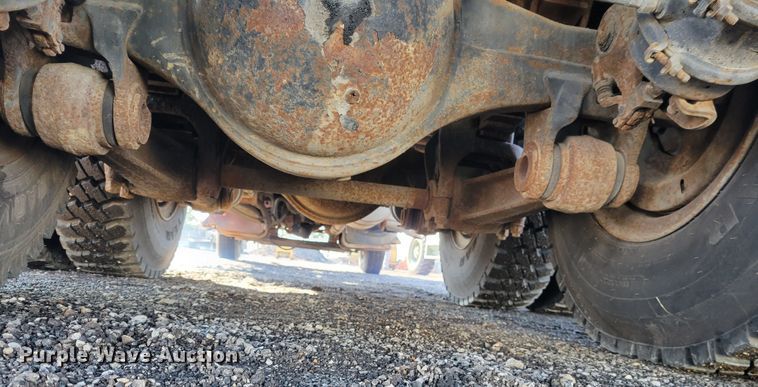 image for item KH9924 1985 Ford 9000  crane truck