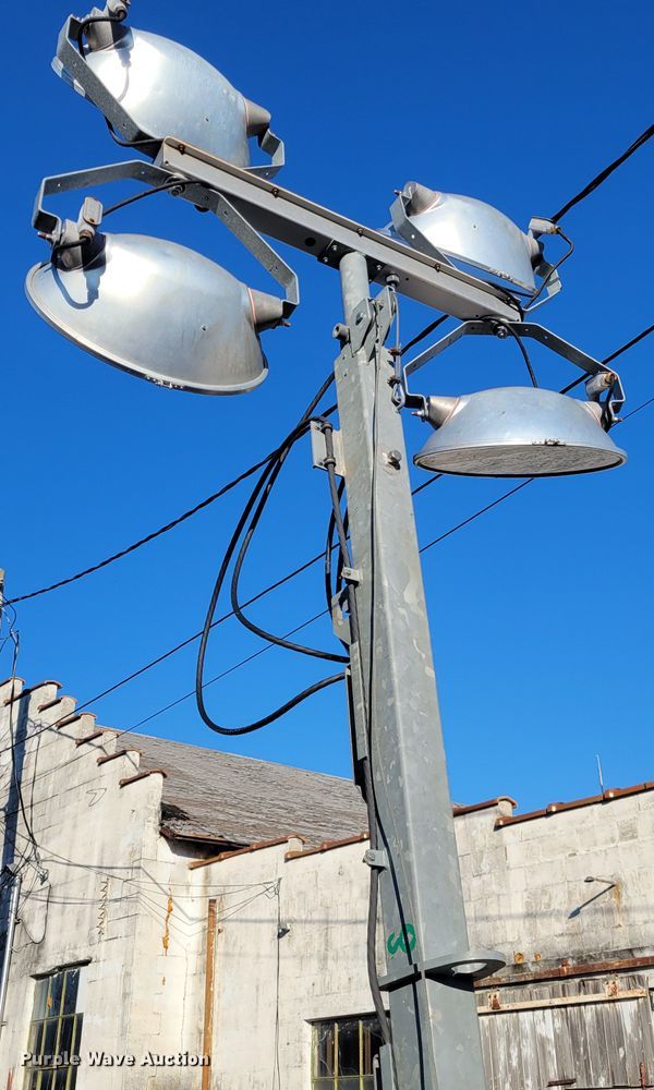 image for item KH9928 2009 Allmand NL 7.5  light plant