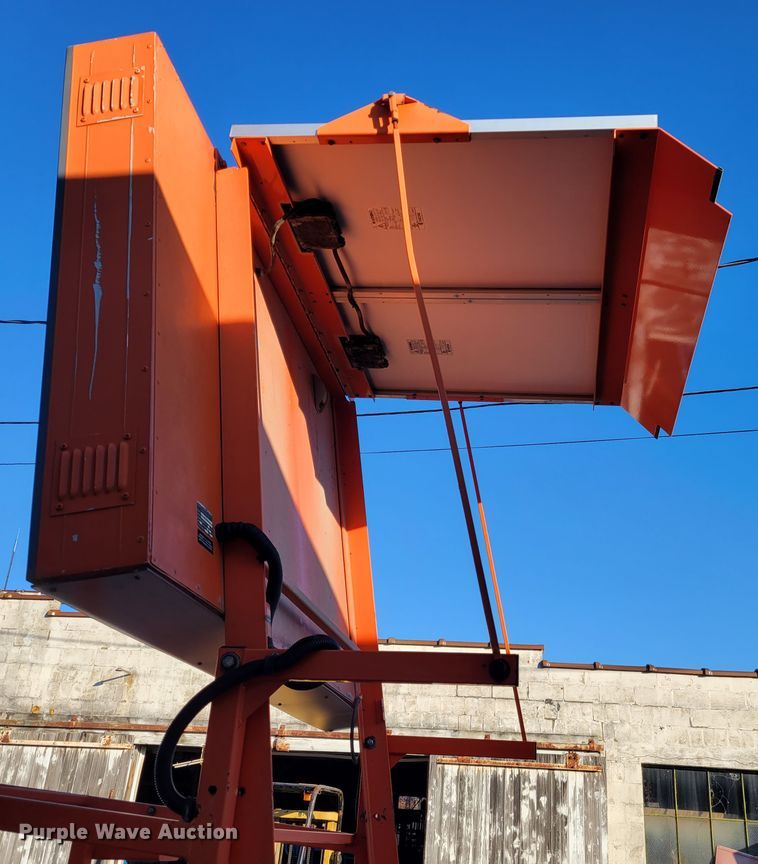 image for item KH9929 American Electronic Sign Company  message board trailer