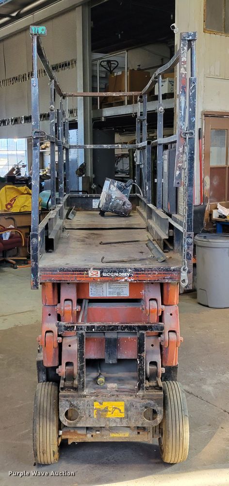 image for item KH9931 Wildcat 3000 20-32  scissor lift