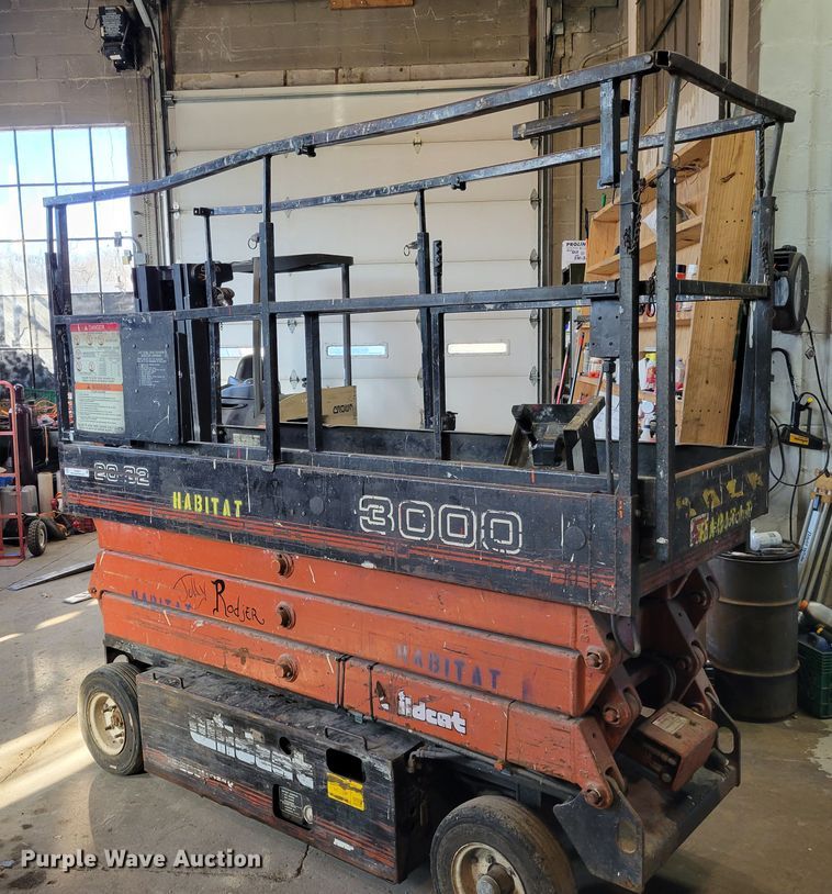 image for item KH9931 Wildcat 3000 20-32  scissor lift