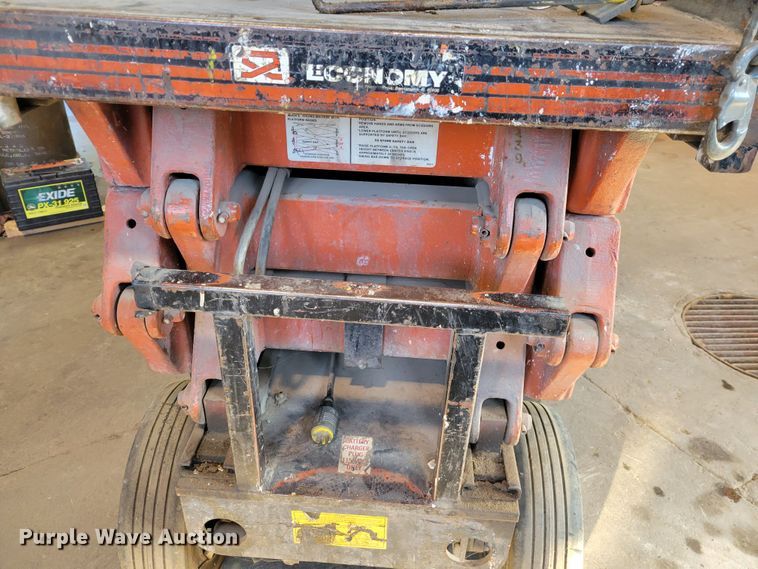 image for item KH9931 Wildcat 3000 20-32  scissor lift