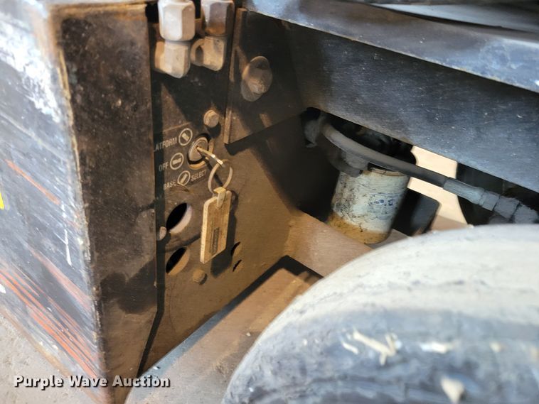 image for item KH9931 Wildcat 3000 20-32  scissor lift