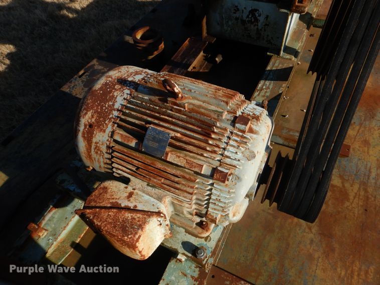 image for item KQ9600 Gaso 3400  pump