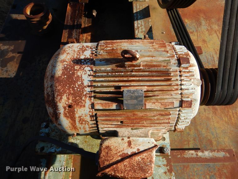 image for item KQ9600 Gaso 3400  pump