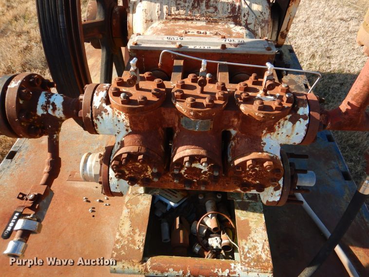 image for item KQ9600 Gaso 3400  pump