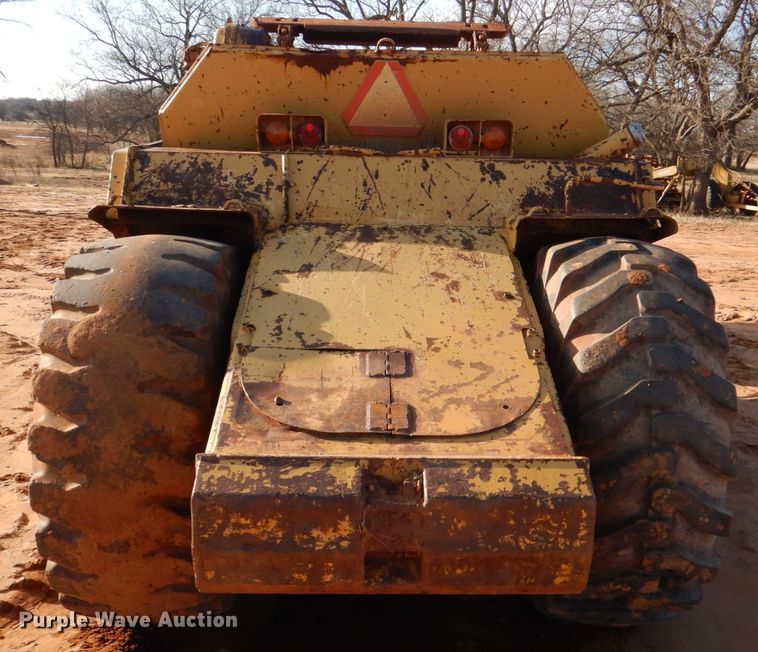 image for item KQ9601 1988 Caterpillar 613C  elevating scraper