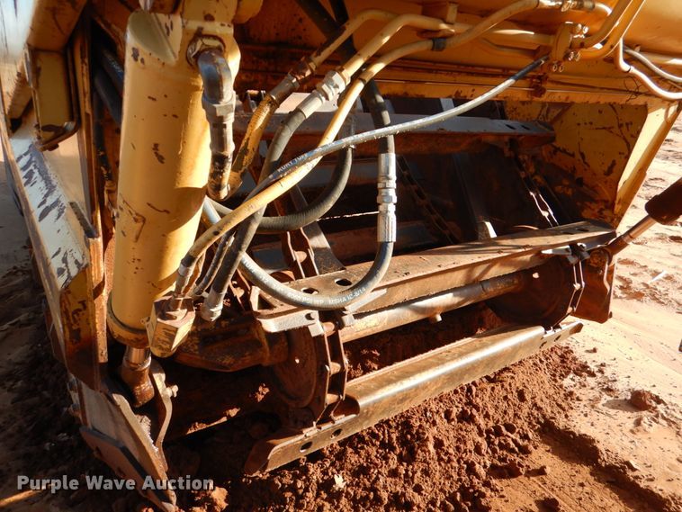 image for item KQ9601 1988 Caterpillar 613C  elevating scraper