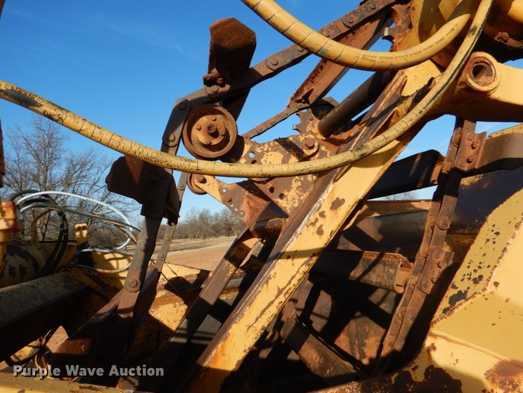 image for item KQ9601 1988 Caterpillar 613C  elevating scraper