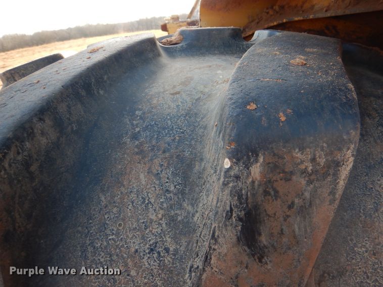 image for item KQ9601 1988 Caterpillar 613C  elevating scraper