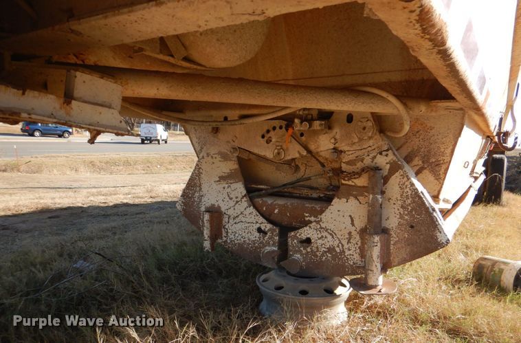 image for item KQ9602 1980 Load King 2030  bottom dump trailer