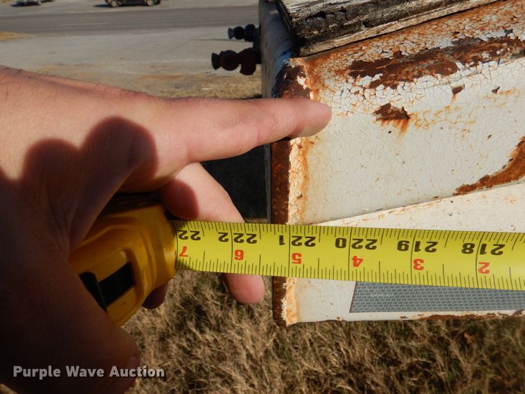 image for item KQ9602 1980 Load King 2030  bottom dump trailer