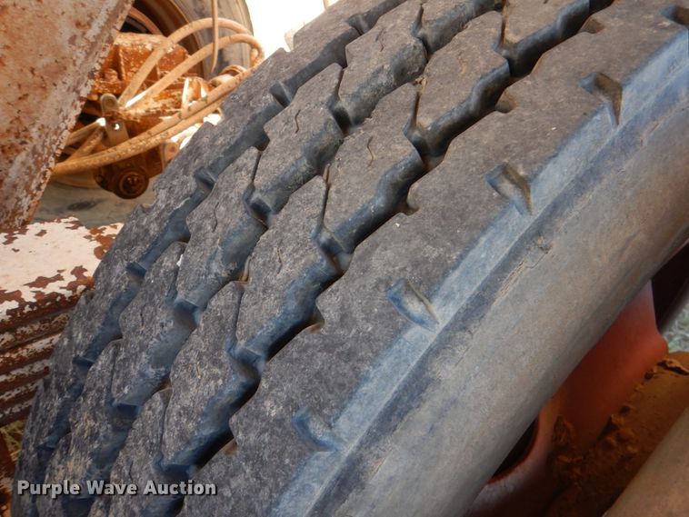 image for item KQ9602 1980 Load King 2030  bottom dump trailer