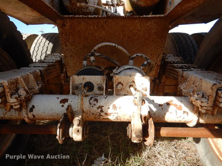 image for item KQ9602 1980 Load King 2030  bottom dump trailer