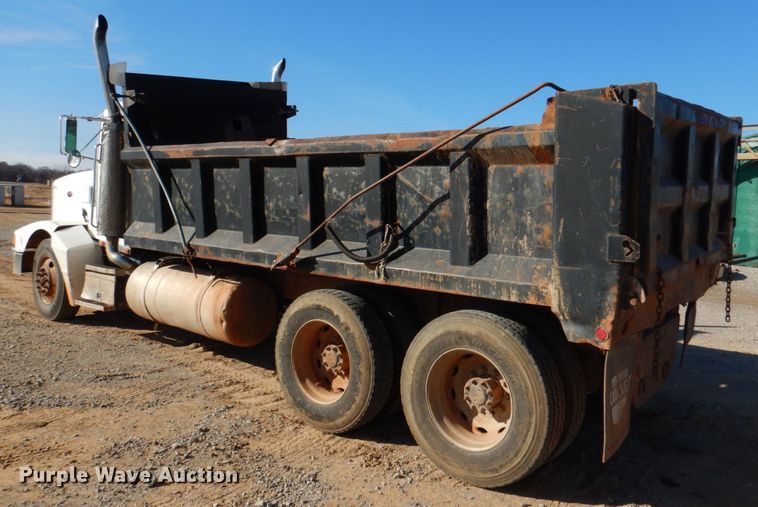 image for item KQ9603 1991 Peterbilt 377  dump truck