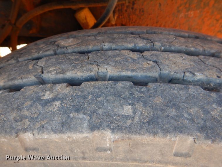 image for item KQ9603 1991 Peterbilt 377  dump truck