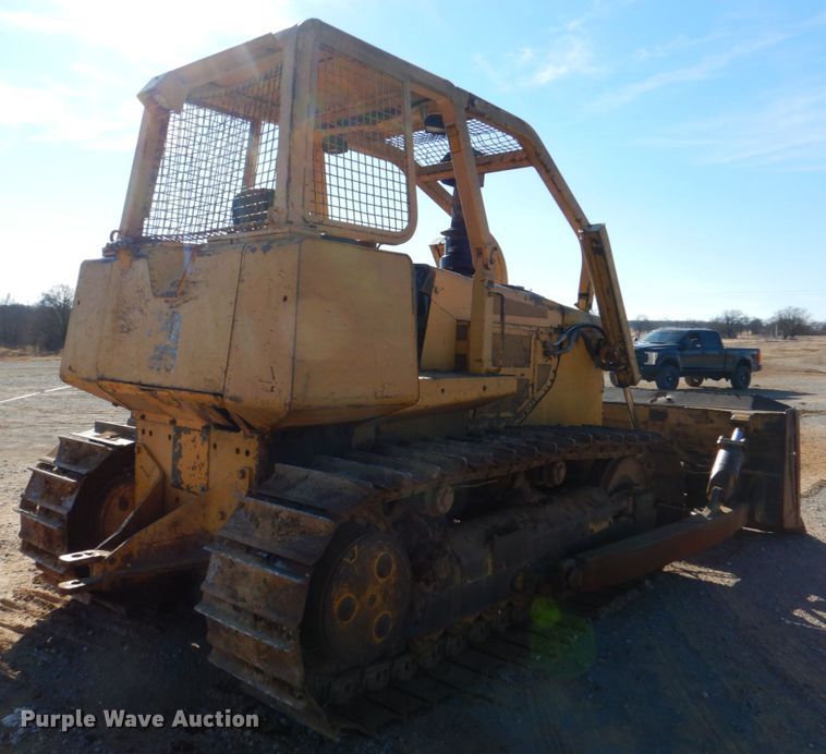 image for item KQ9606 1994 John Deere 850B  dozer