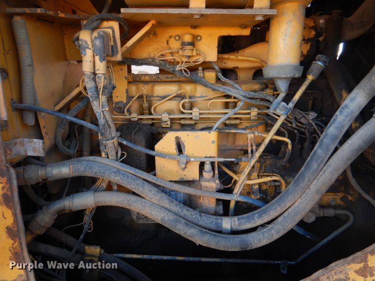 image for item KQ9606 1994 John Deere 850B  dozer