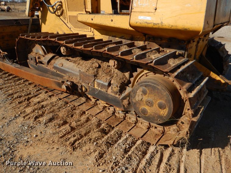 image for item KQ9606 1994 John Deere 850B  dozer