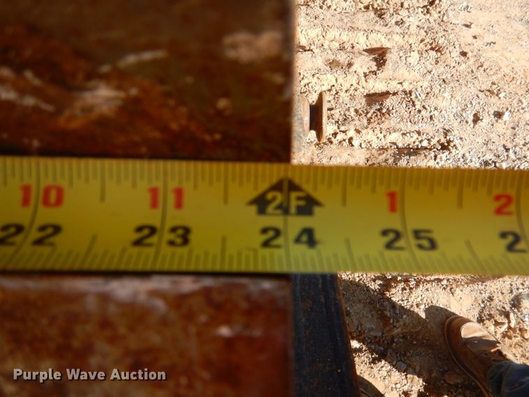 image for item KQ9606 1994 John Deere 850B  dozer