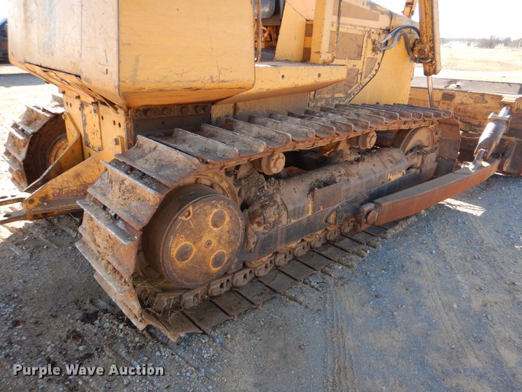 image for item KQ9606 1994 John Deere 850B  dozer