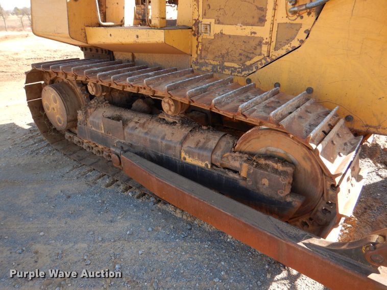 image for item KQ9606 1994 John Deere 850B  dozer