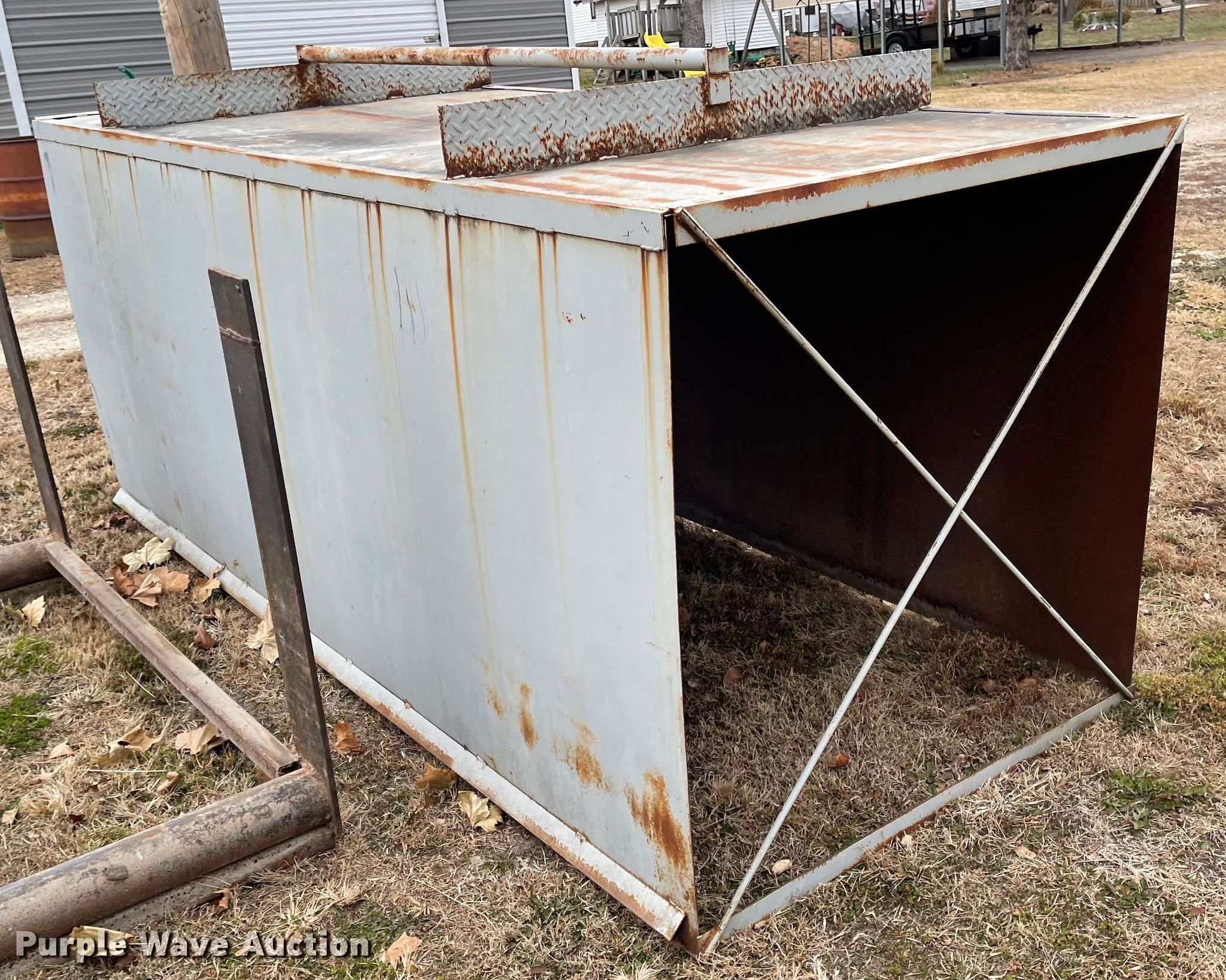 Grain bin erection equipment in Waterville, KS Item IJ9540 sold