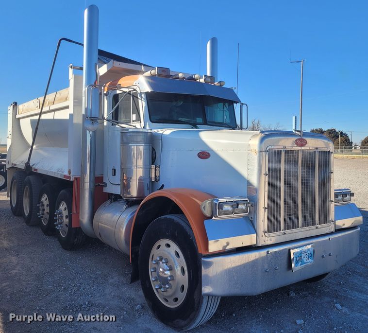 image for item DM1004 1992 Peterbilt 379  dump truck