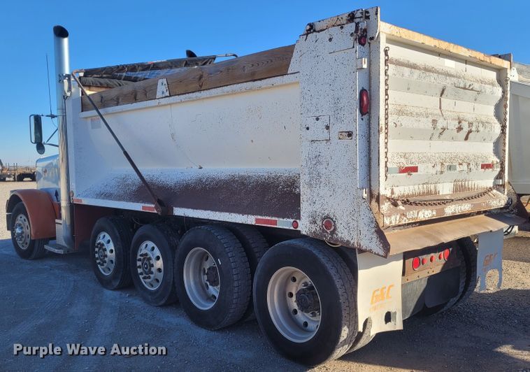 image for item DM1004 1992 Peterbilt 379  dump truck