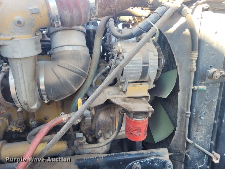 image for item DM1004 1992 Peterbilt 379  dump truck