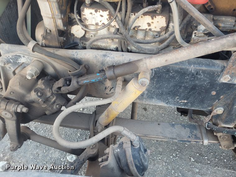 image for item DM1004 1992 Peterbilt 379  dump truck